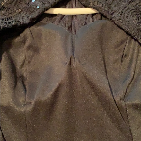 Dress - Picture 4 of 7